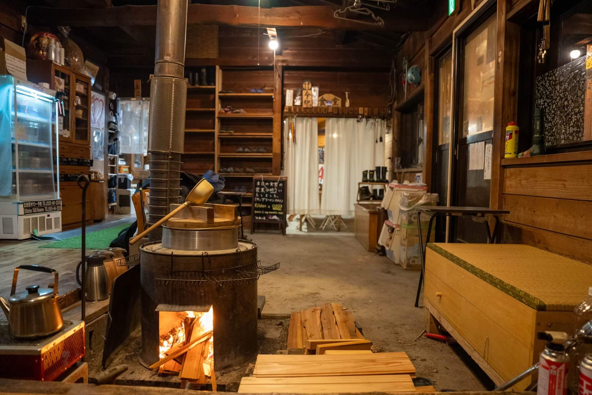 富士山山小屋住宿山泊體驗環境空間