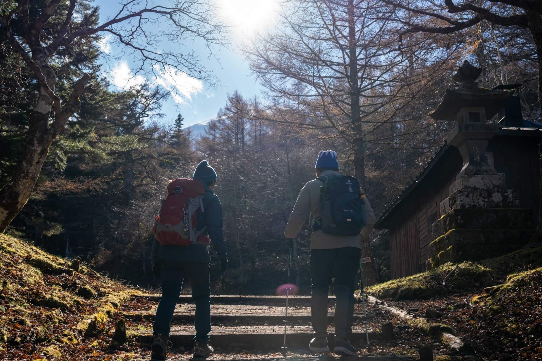 富士山古道健行之旅2日遊，山腳馬返到五合目山上的徒步健行路線