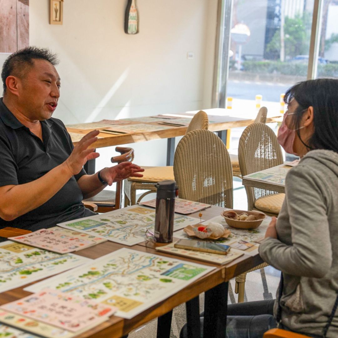 台灣新竹縣桌遊交流活動現場——BreatheTOKYO在台灣新竹縣舉辦Game Learning桌遊工作坊，台日參與者同桌交流地方永續議題